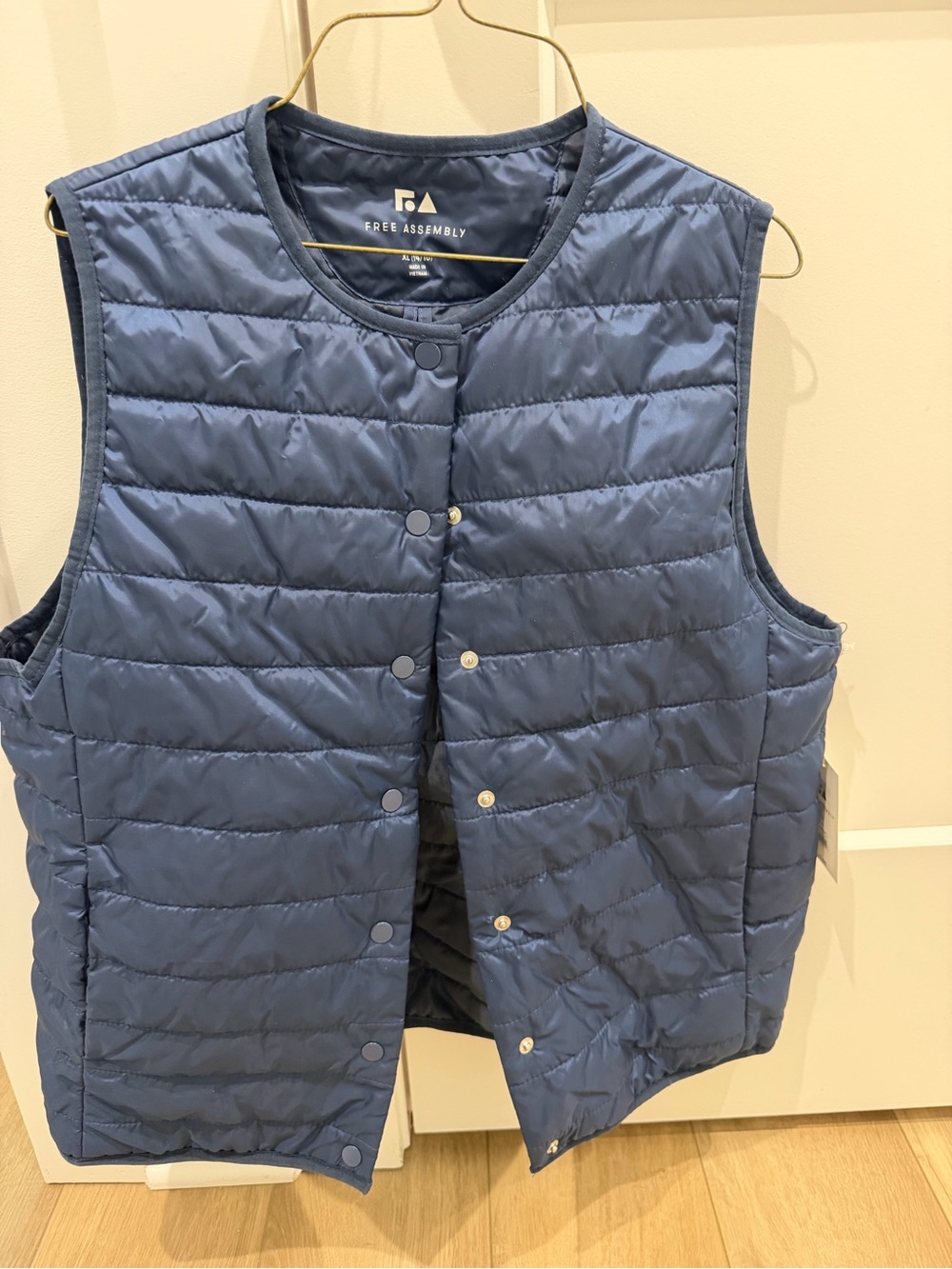 NWT Free Assembly Kids' Navy Quilted Puffer Vest